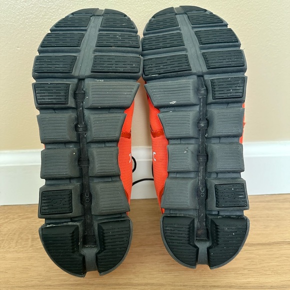 On Orange Cloud 5 Waterproof Sneakers - Picture 9 of 10